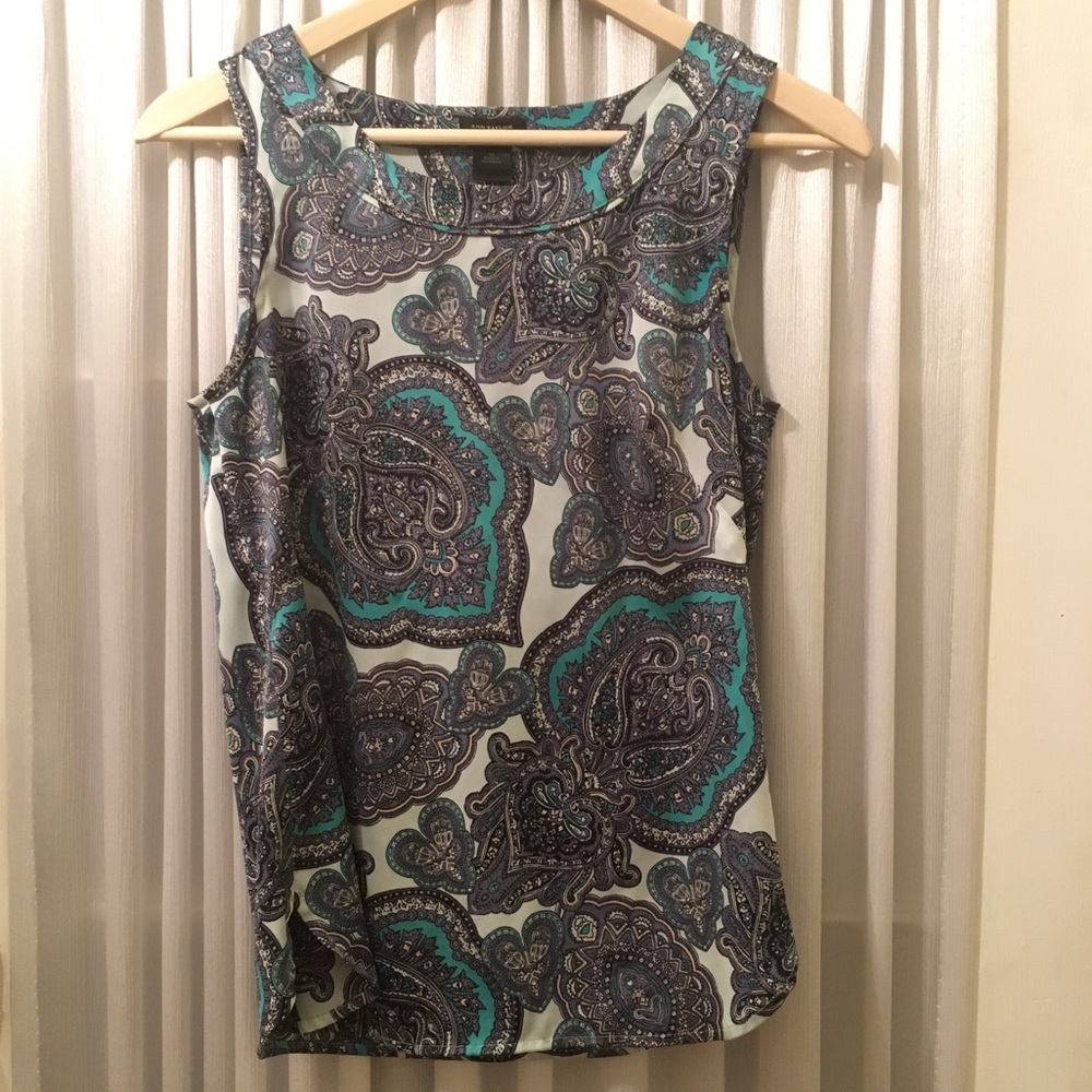 Cute paisley sleeveless top